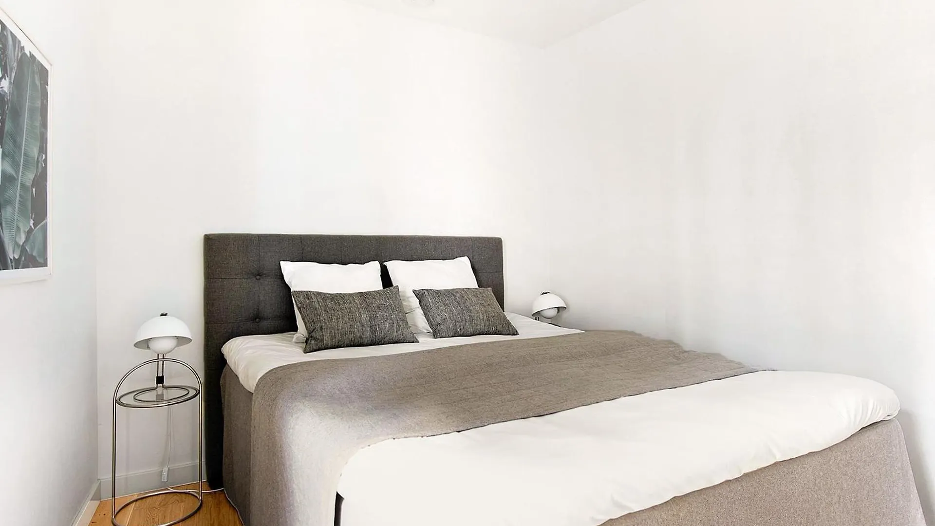 Sanders Leaves - Charming Three-Bedroom Apartment In Downtown コペンハーゲン