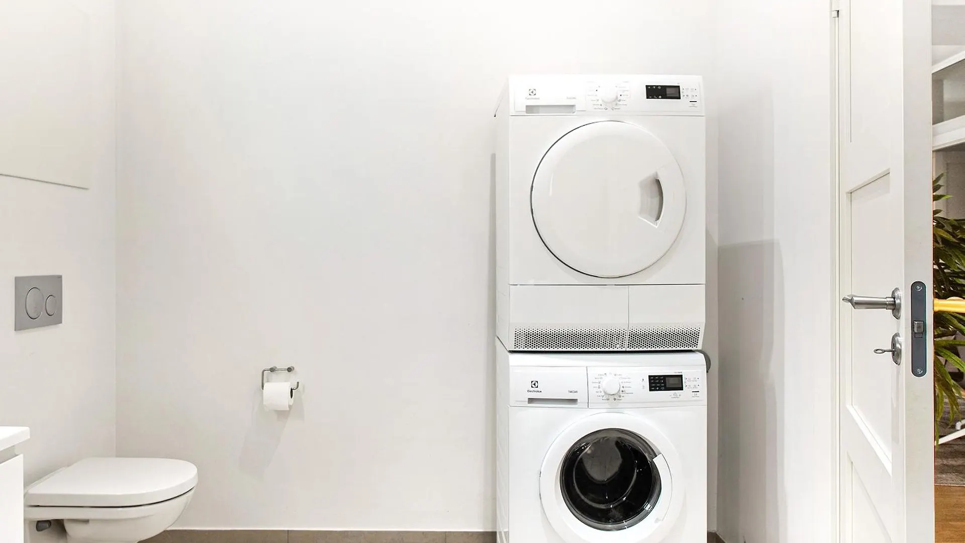 Sanders Leaves - Charming Three-Bedroom Apartment In Downtown Copenhague Dinamarca